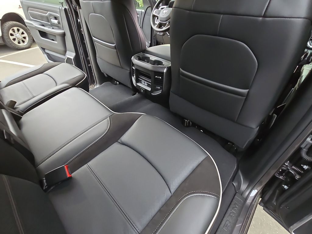 2026 RAM 2500 Laramie - Photo 12