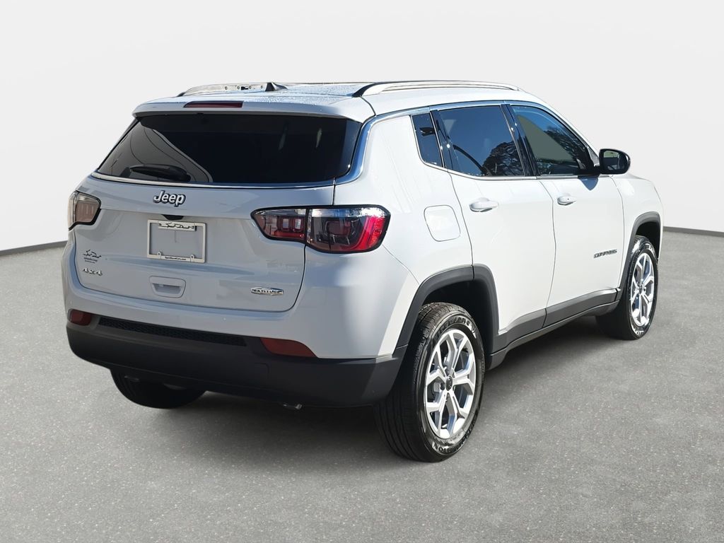 2026 Jeep Compass Latitude