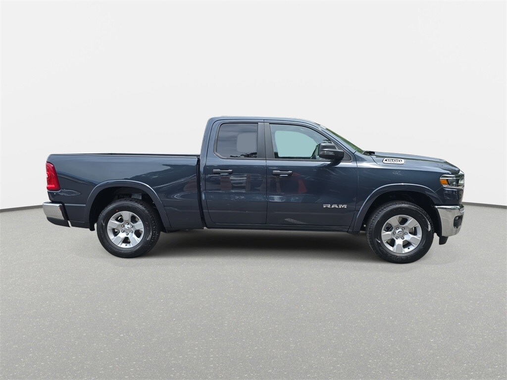 2025 Ram 1500 Big Horn photo 4