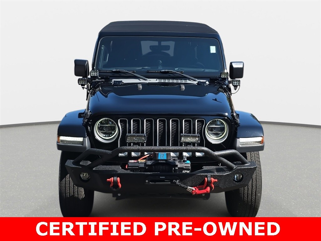 2021 Jeep Wrangler Unlimited Sahara photo 2