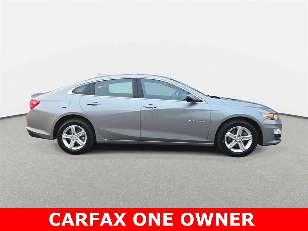 2024 Chevrolet Malibu 1LT photo 4