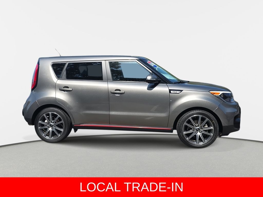 Used 2019 Kia Soul ! Hatchback