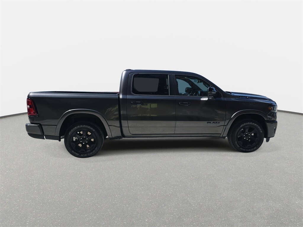 2025 Ram 1500 Big Horn photo 4