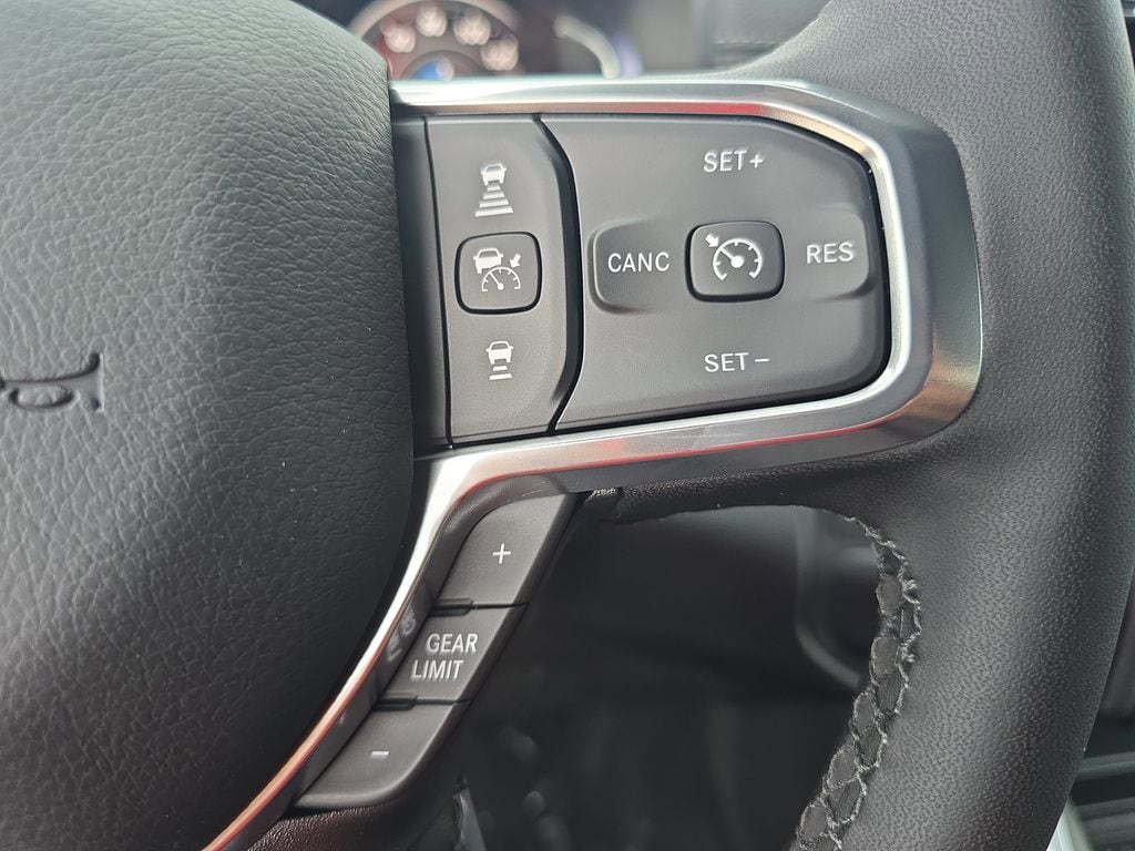 2025 RAM 2500 Laramie - Photo 18