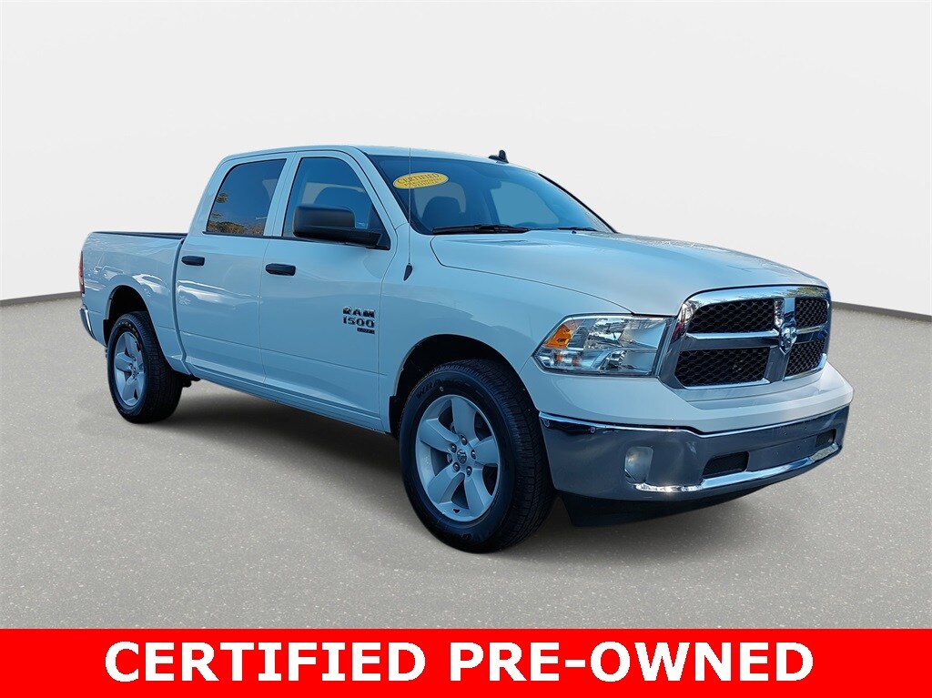 2023 Ram 1500 Classic Tradesman photo 3