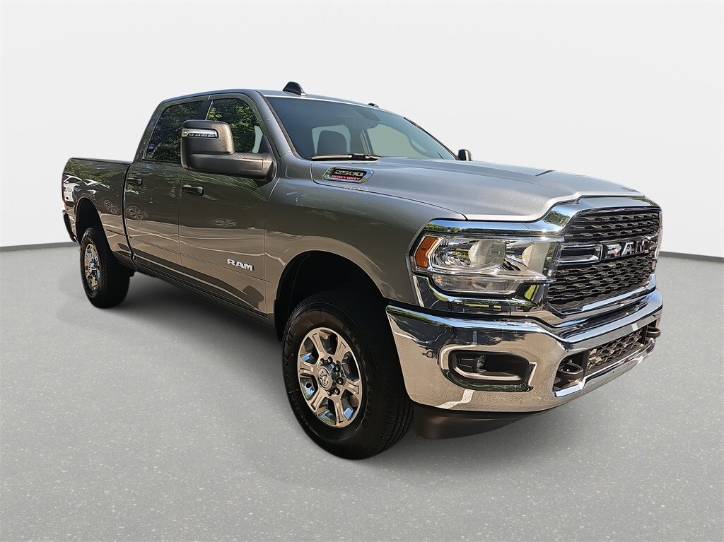 2024 Ram 2500 Big Horn photo 3