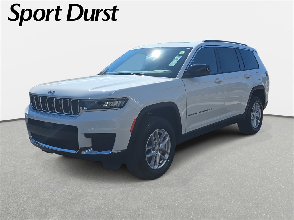 2025 Jeep Grand Cherokee L Laredo's photo