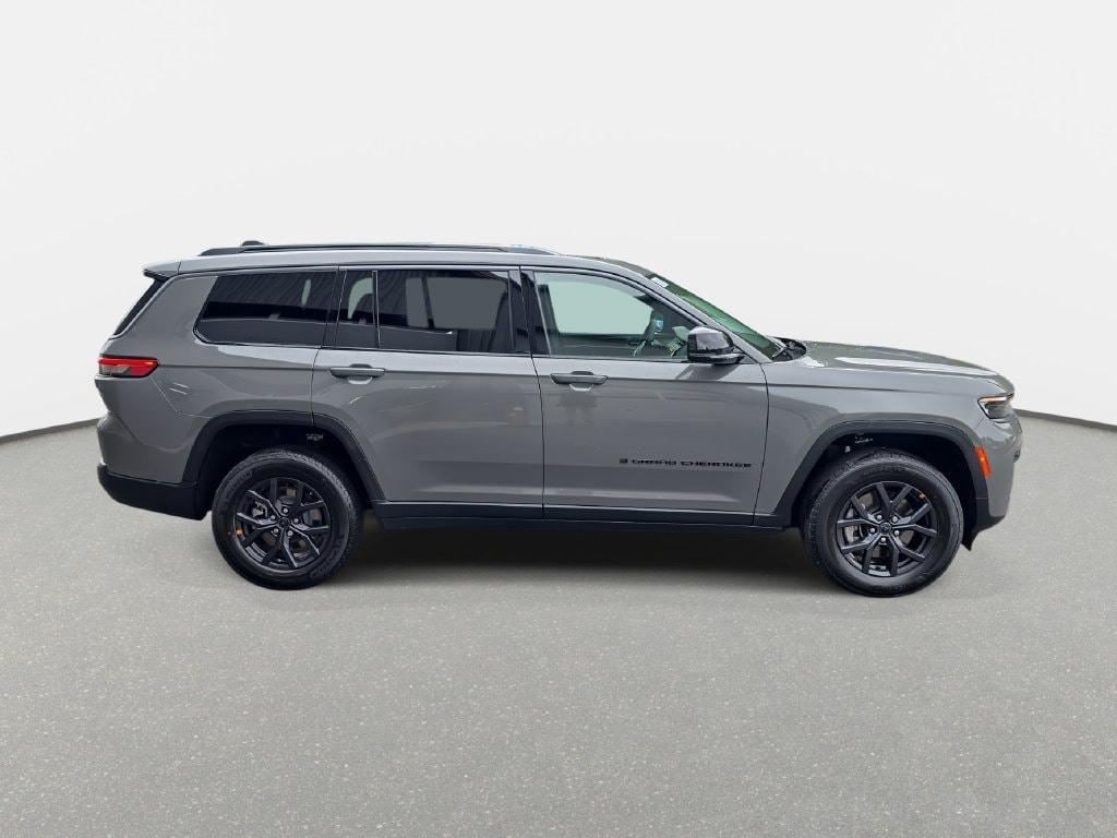 New 2027 Jeep Grand Cherokee L LAREDO ALTITUDE 4X2 Sport Utility