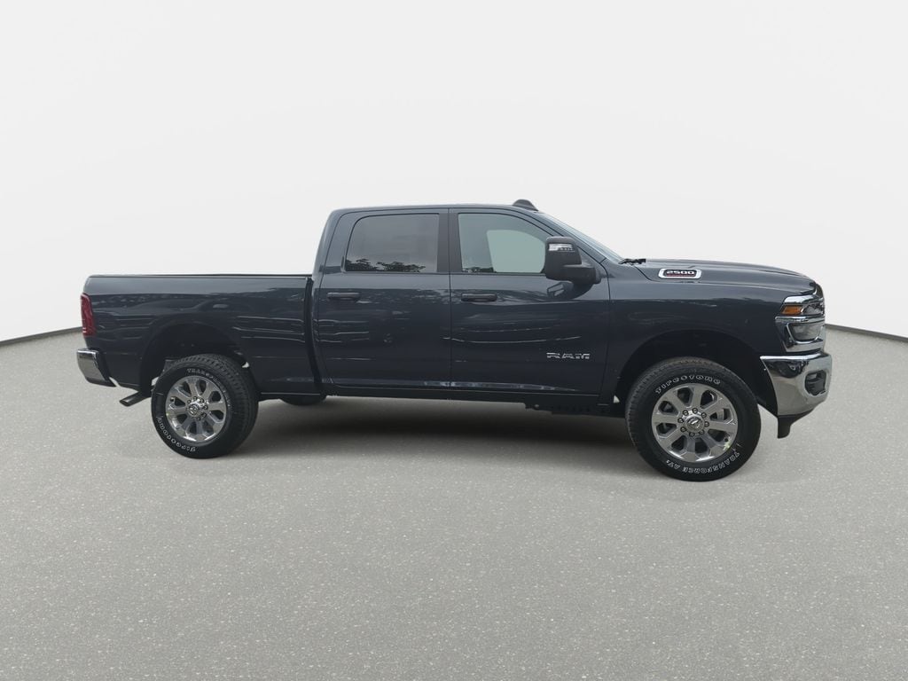 New 2026 Ram 2500 BIG HORN CREW CAB 4X4 6'4 BOX Pickup