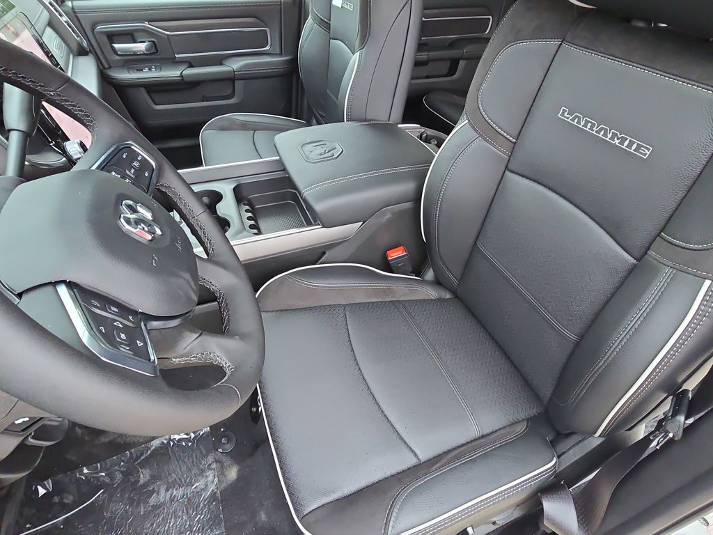 2025 RAM 2500 Laramie - Photo 15