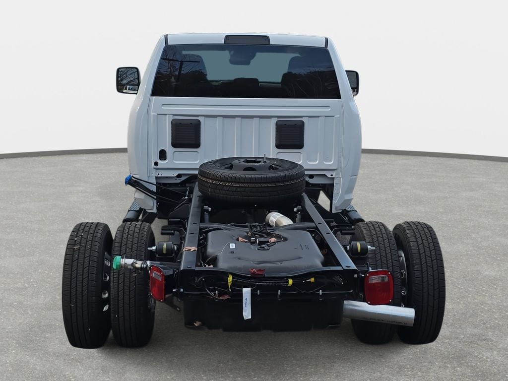 2026 RAM 3500 Chassis Tradesman - Photo 6