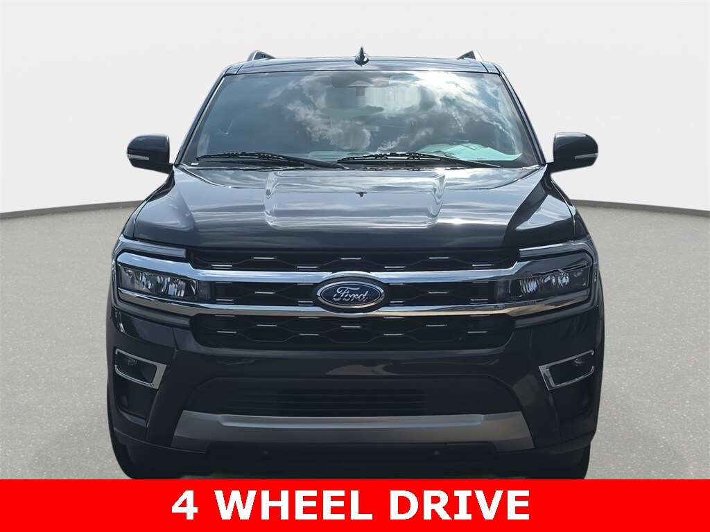 2024 Ford Expedition Limited photo 2