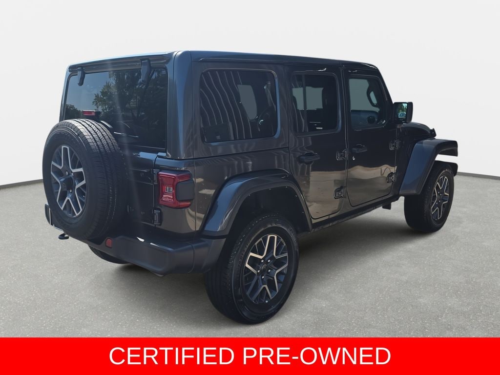 Used 2025 Jeep Wrangler Sahara SUV
