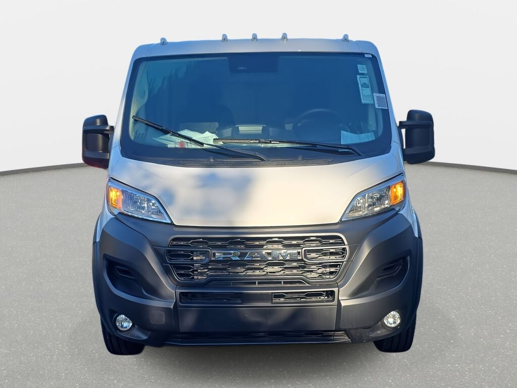 New 2026 Ram ProMaster PROMASTER 1500 TRADESMAN CARGO VAN LOW ROOF 136' W Cargo Van