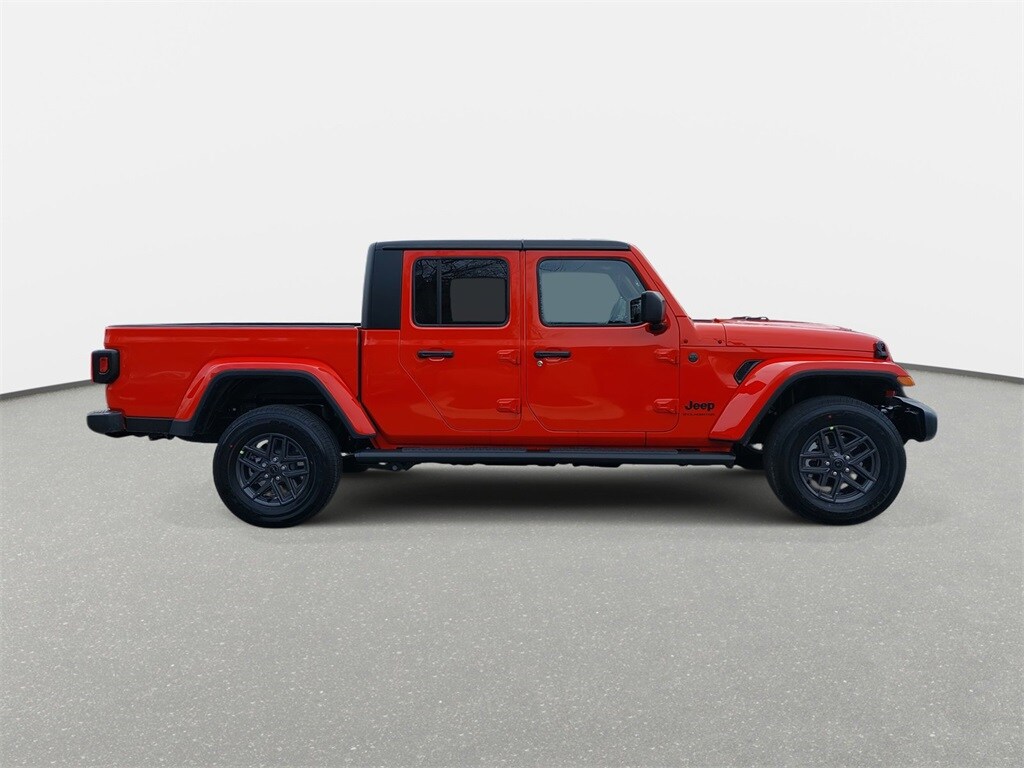 2025 Jeep Gladiator Sport S photo 4