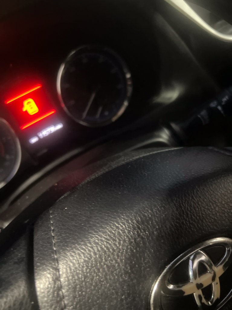 Used 2018 Toyota Corolla LE Sedan