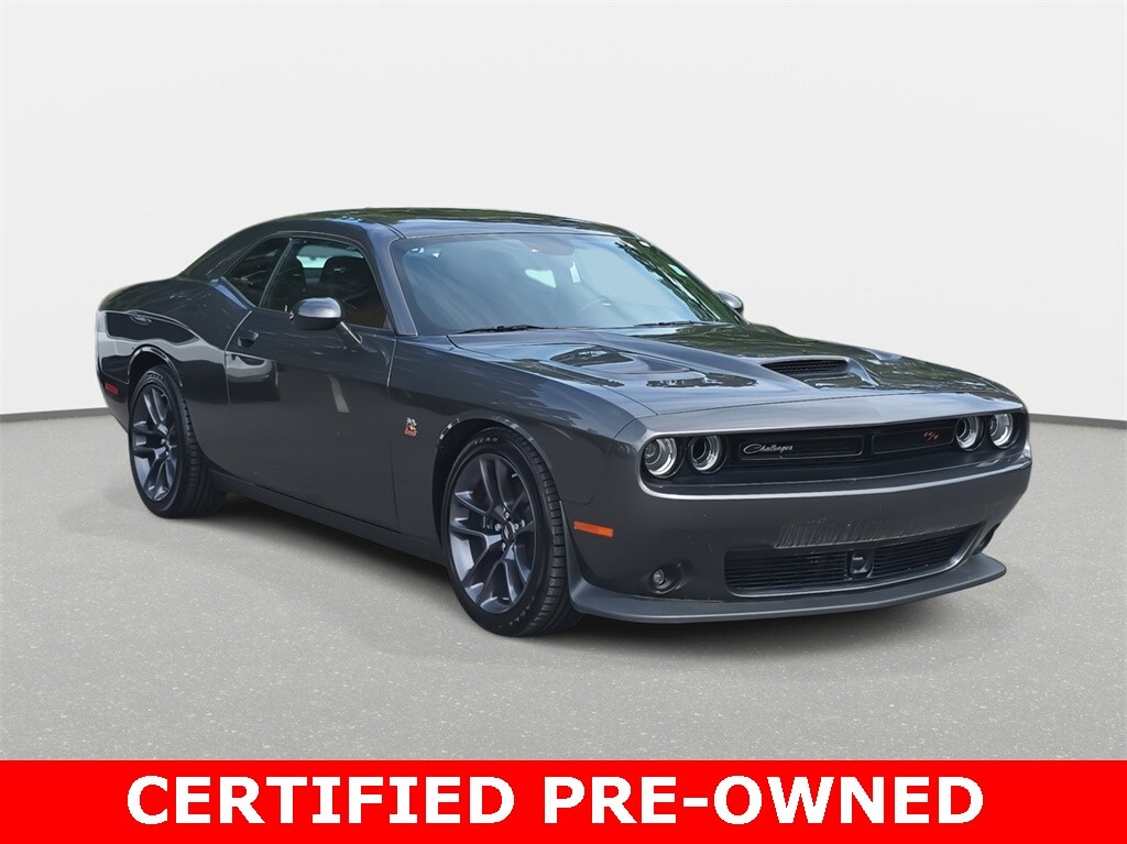 2023 Dodge Challenger R/T Scat Pack photo 3