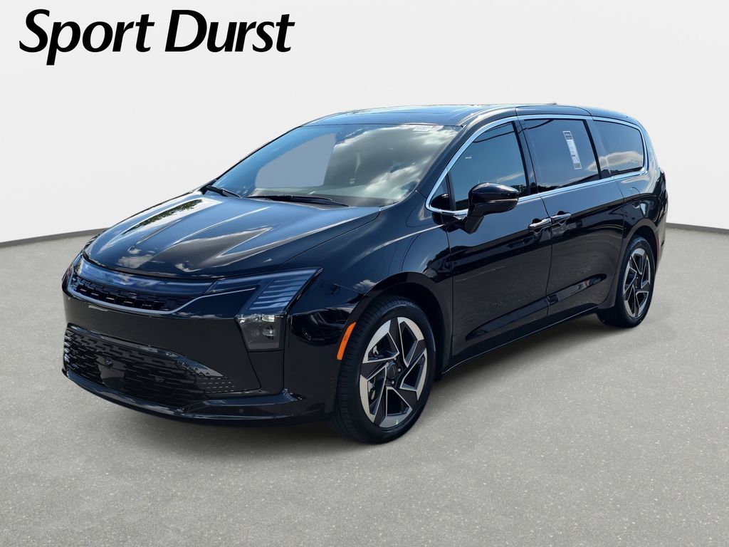 2027 Chrysler Pacifica Limited's photo