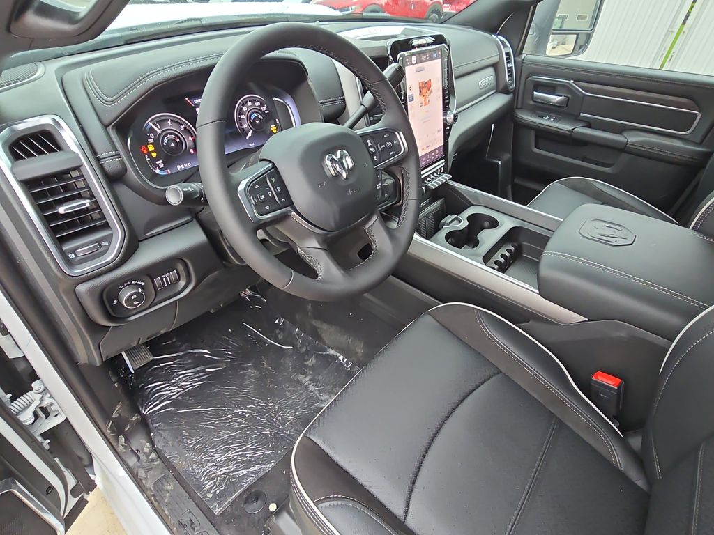 2025 RAM 2500 Laramie - Photo 16