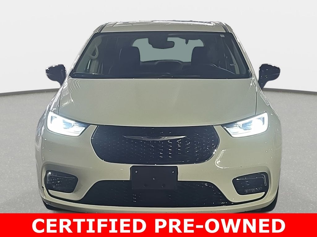 Used 2024 Chrysler Pacifica Touring L Van Passenger Van