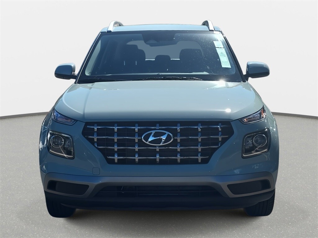 2026 Hyundai Venue SEL photo 2