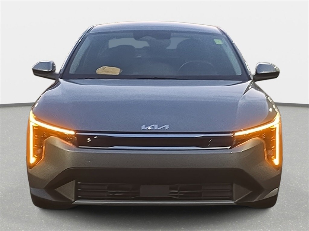 2025 Kia K4 EX photo 2