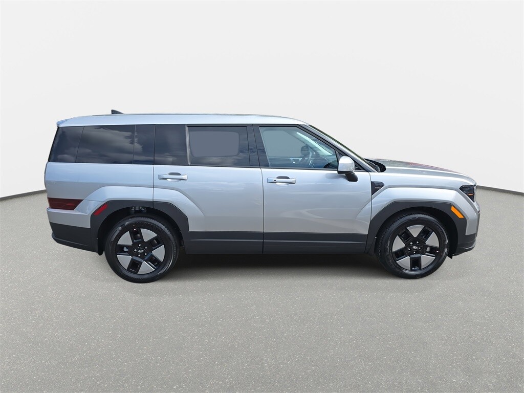 2026 Hyundai Santa Fe SE photo 4