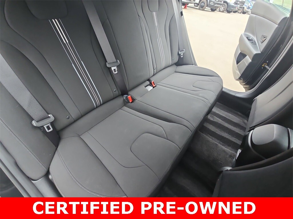 2025 Hyundai Elantra Blue - Photo 11