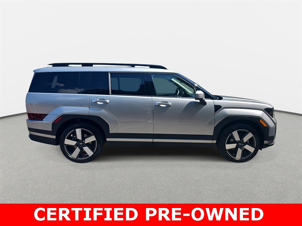 2025 Hyundai Santa Fe Limited photo 4