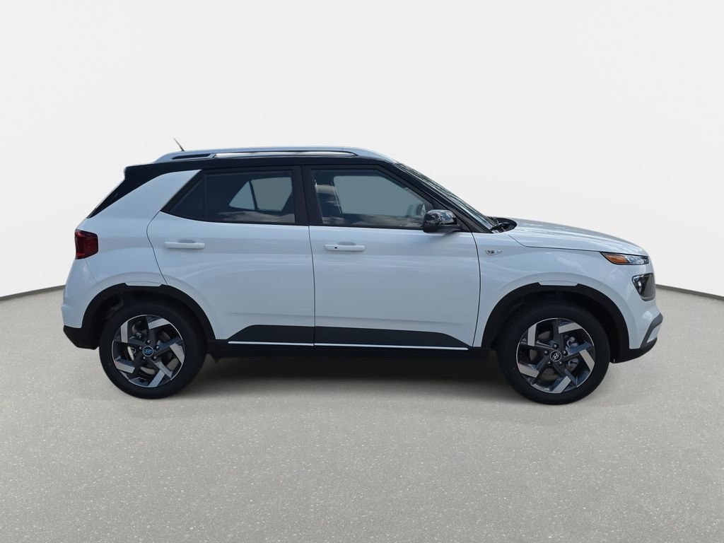 New 2026 Hyundai Venue SEL w/Two-Tone Roof SUV