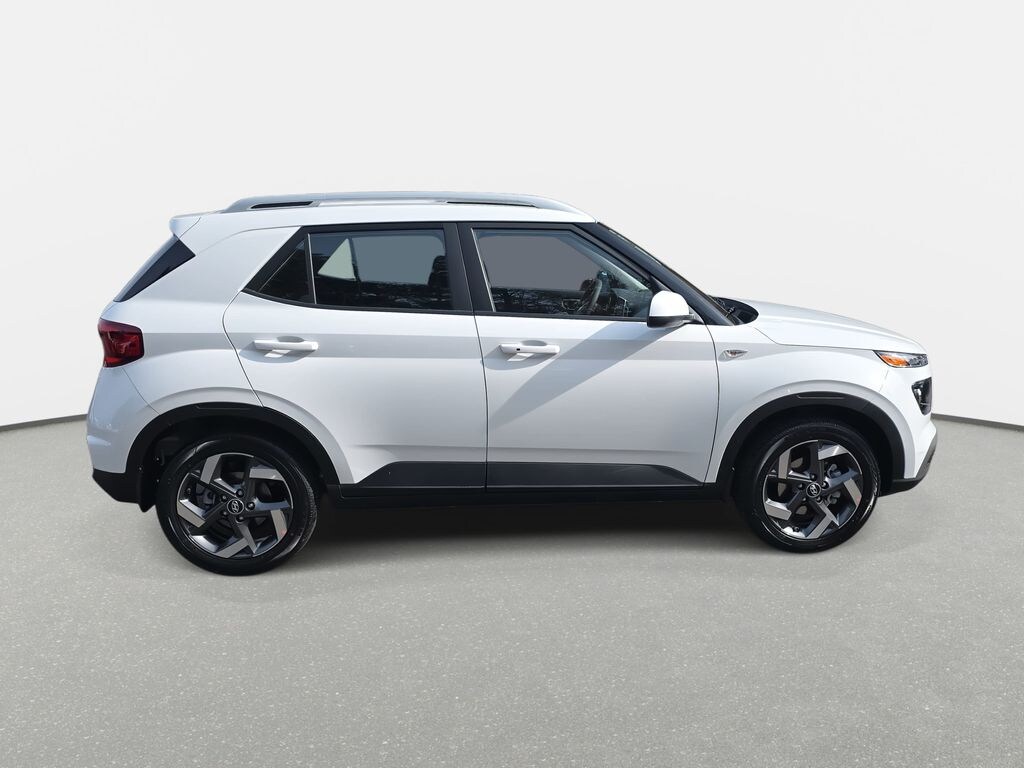 New 2026 Hyundai Venue SEL SUV