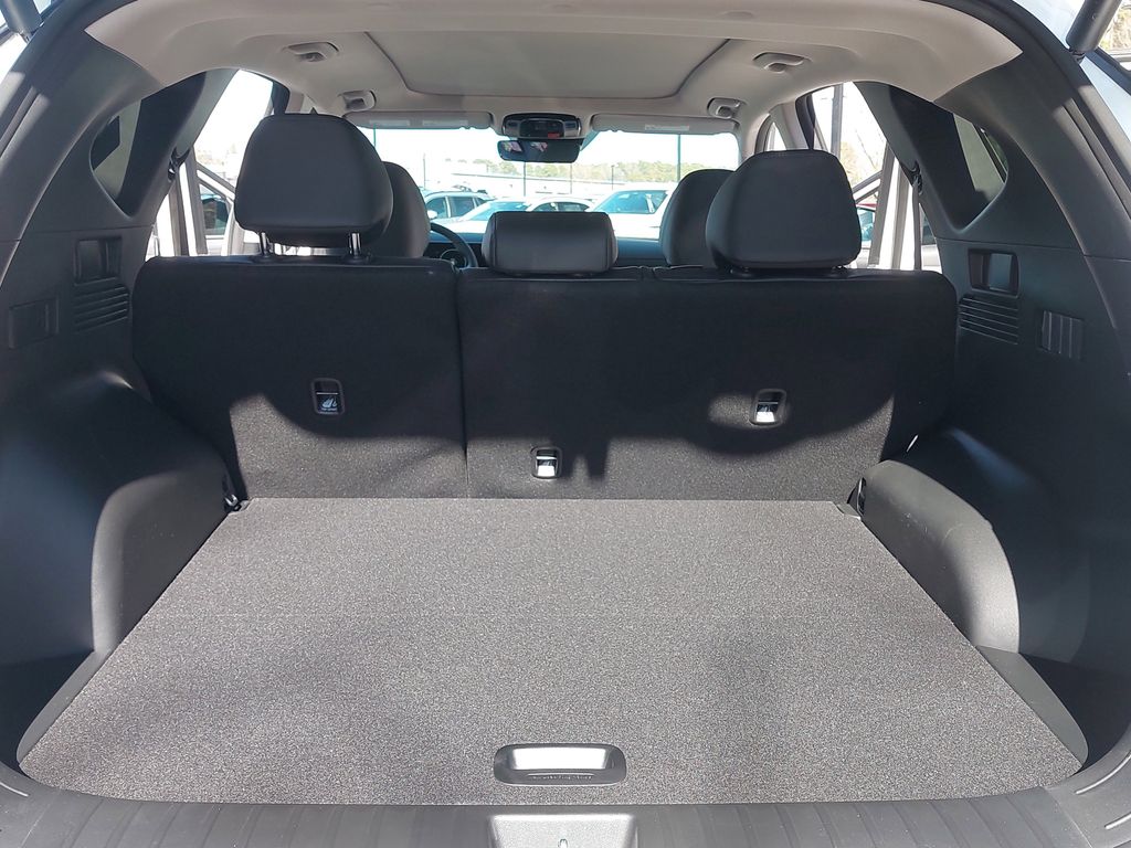2025 Hyundai Tucson SEL Convenience - Photo 12