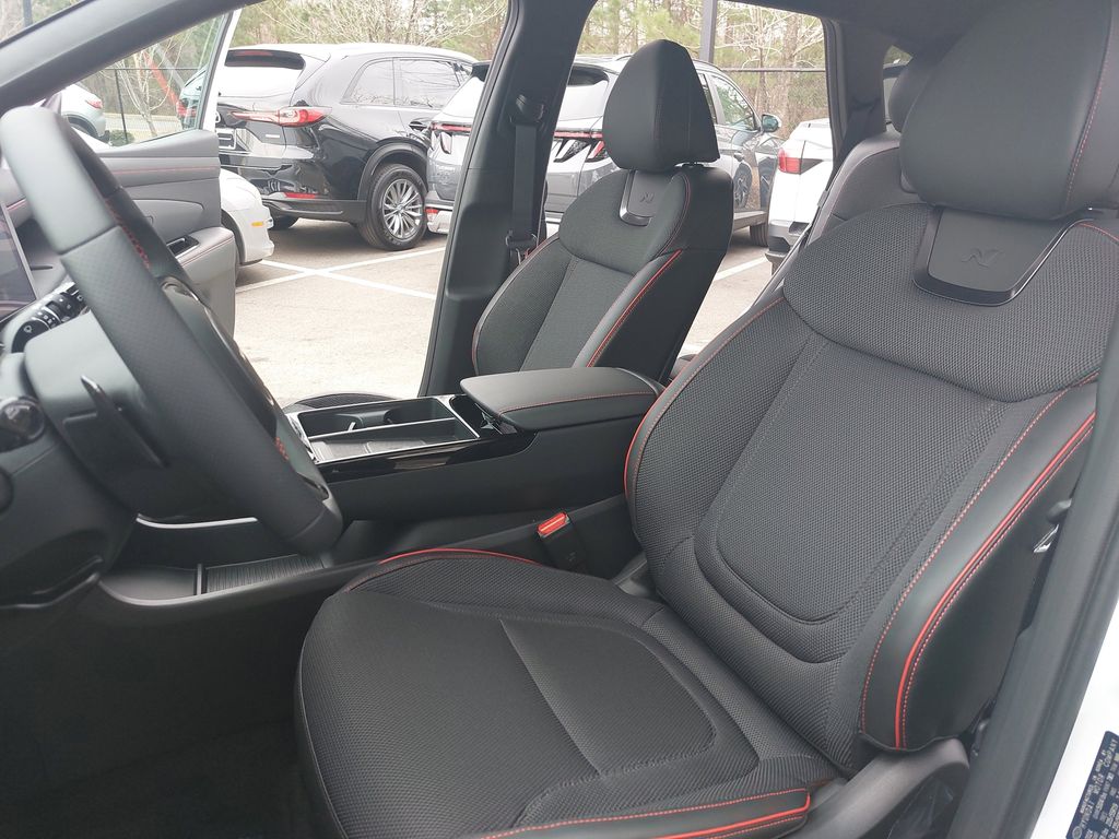 2025 Hyundai Tucson N Line - Photo 15