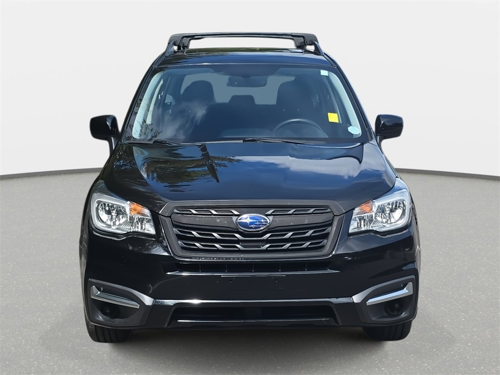 2018 Subaru Forester 2.5i Premium photo 2
