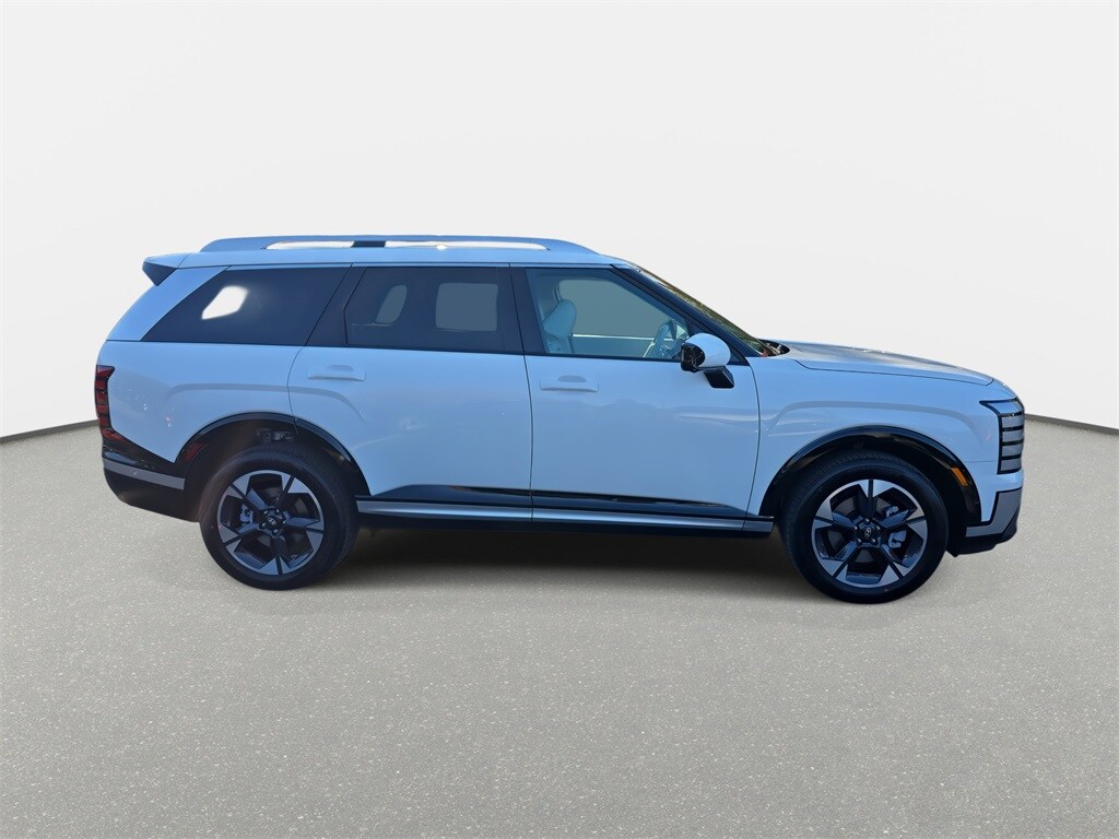 2026 Hyundai Palisade Limited photo 4