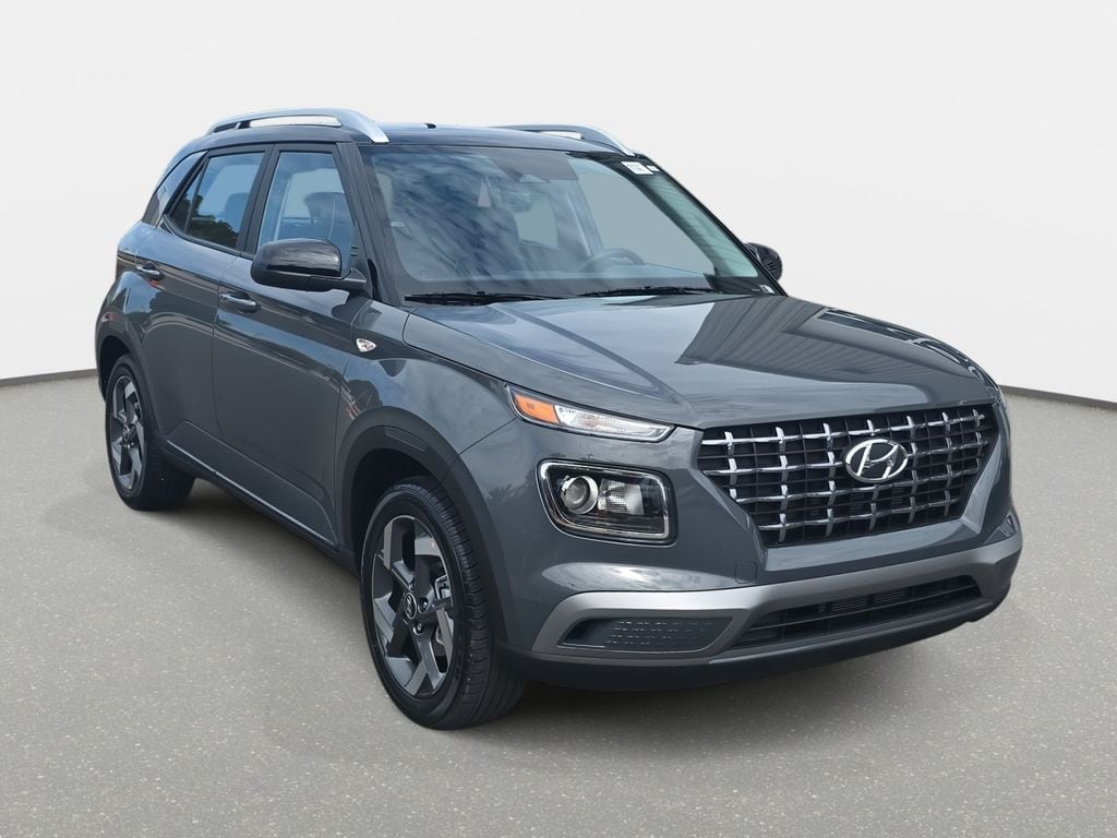 New 2026 Hyundai Venue SEL w/Two-Tone Roof SUV