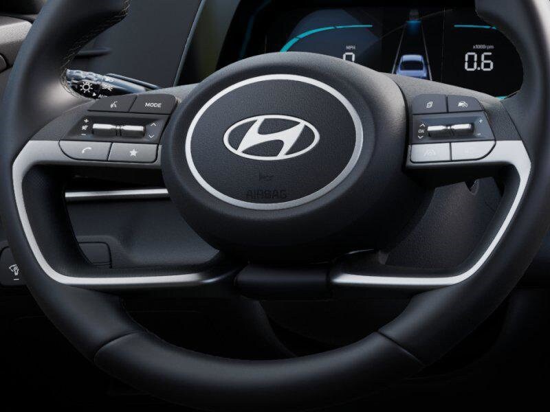 2025 Hyundai Elantra SEL Sport photo 2