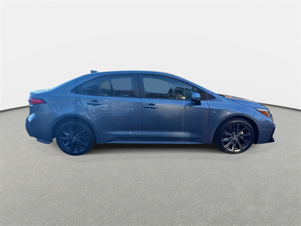 Used 2023 Toyota Corolla SE Sedan
