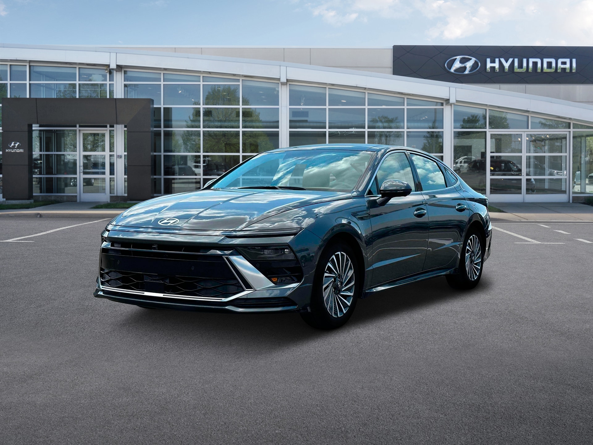 2025 Hyundai Sonata Hybrid