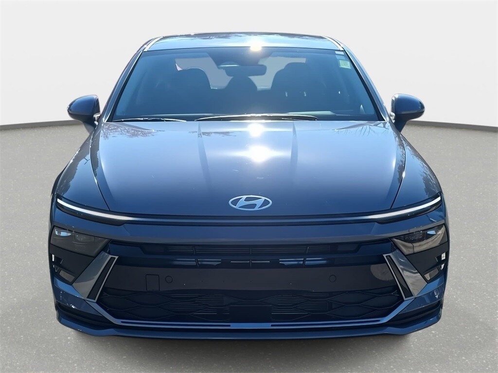 2026 Hyundai Sonata SE photo 2