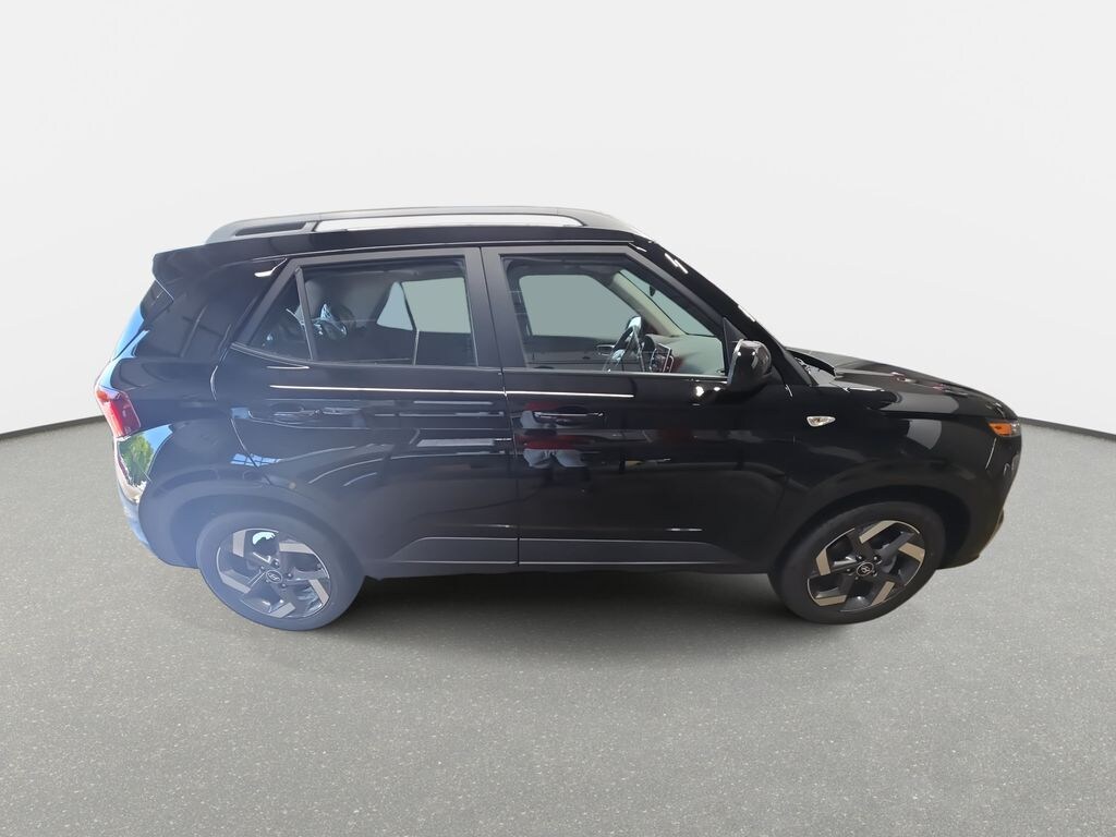 New 2026 Hyundai Venue SEL SUV