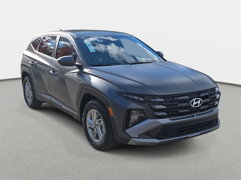 Certified 2025 Hyundai Tucson SE SUV