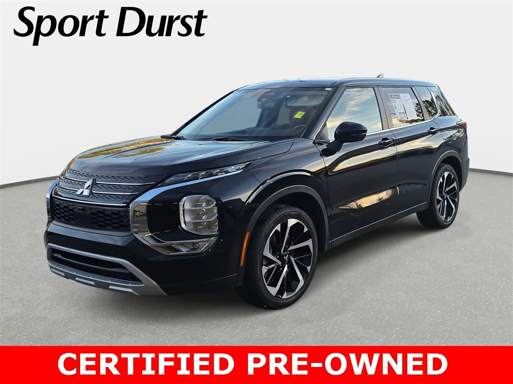 2024 Mitsubishi Outlander SE's photo