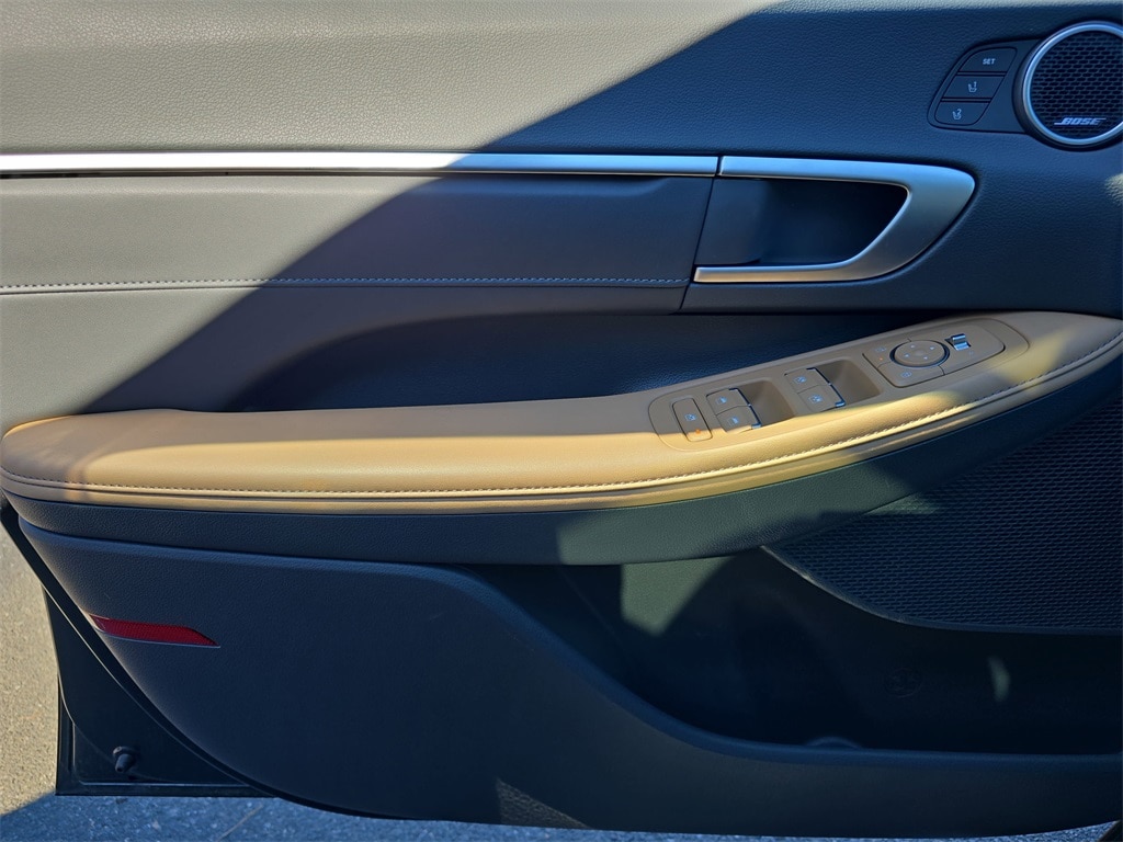 2025 Hyundai Sonata Hybrid Limited - Photo 27