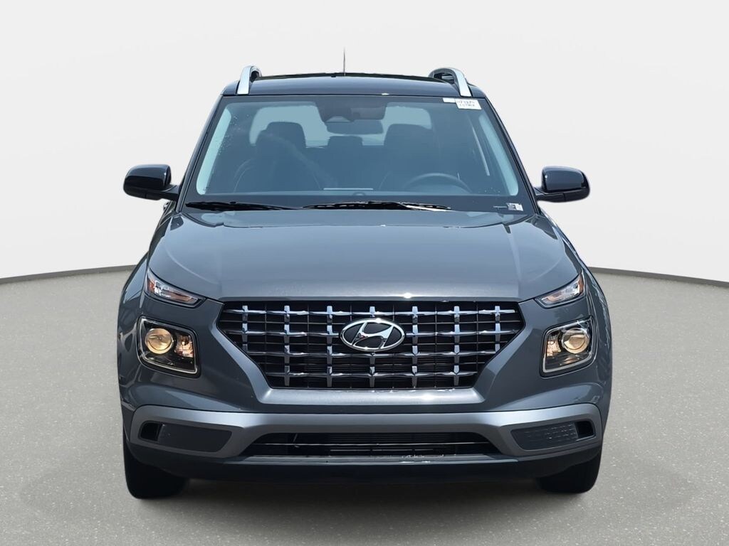New 2026 Hyundai Venue SEL w/Two-Tone Roof SUV