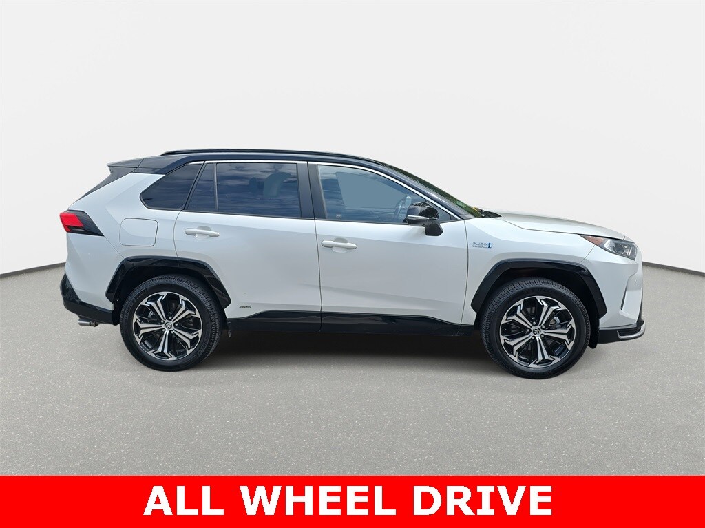 2021 Toyota RAV4 Prime XSE photo 4