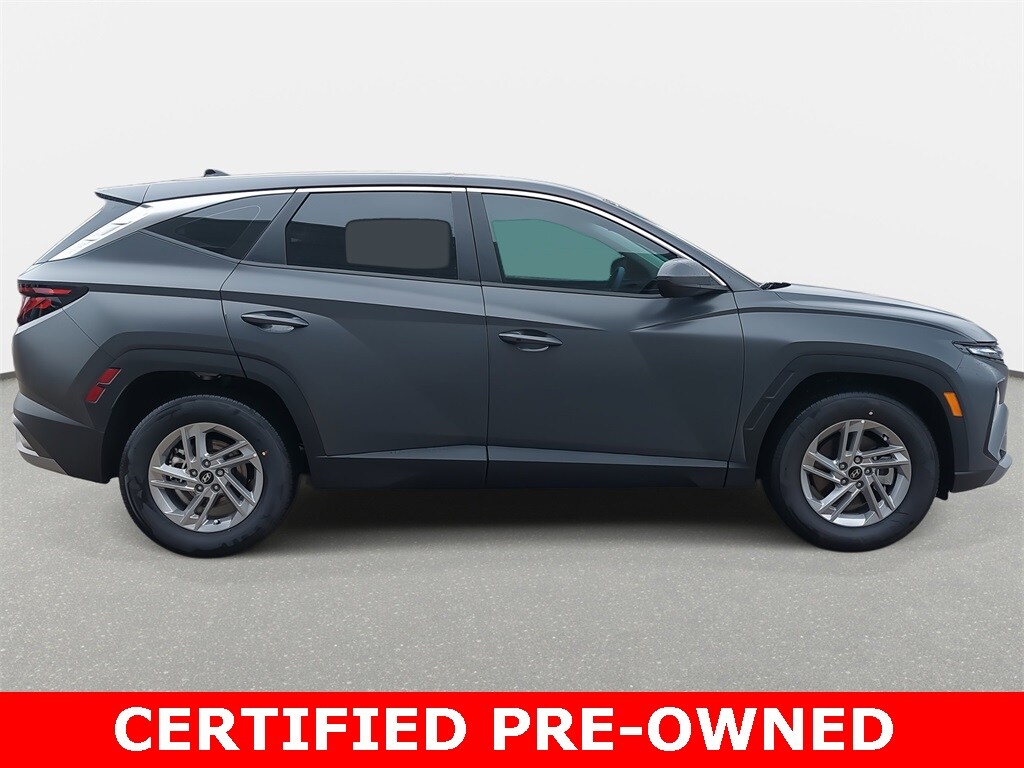2025 Hyundai Tucson SE photo 4