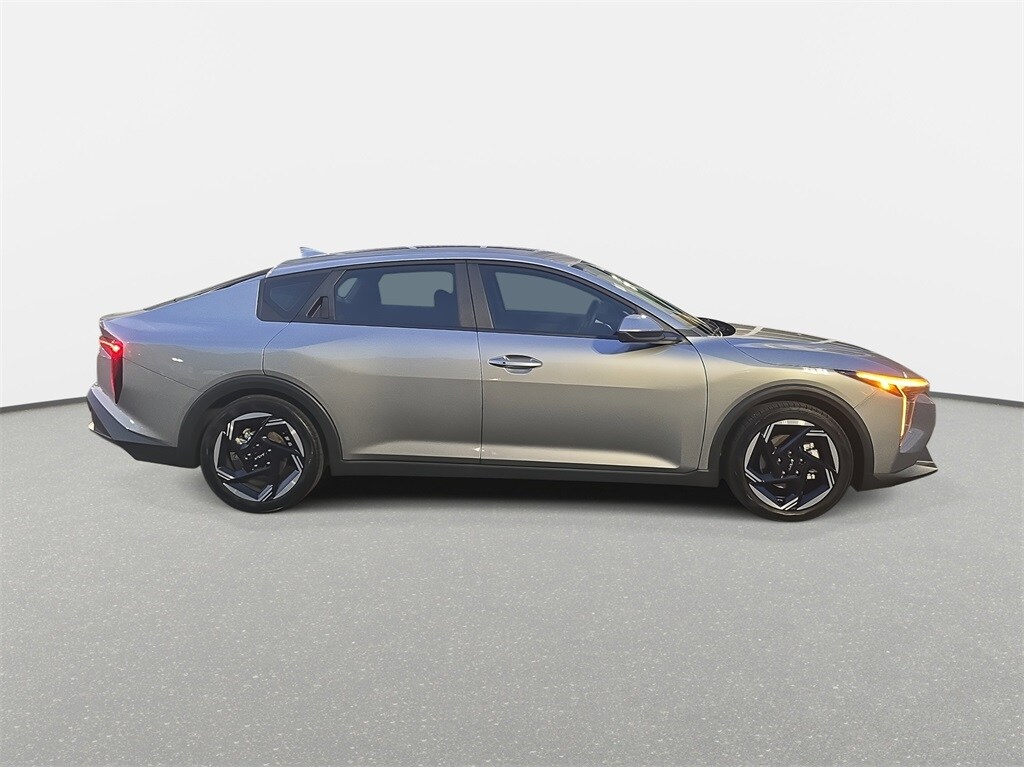 2025 Kia K4 EX photo 4