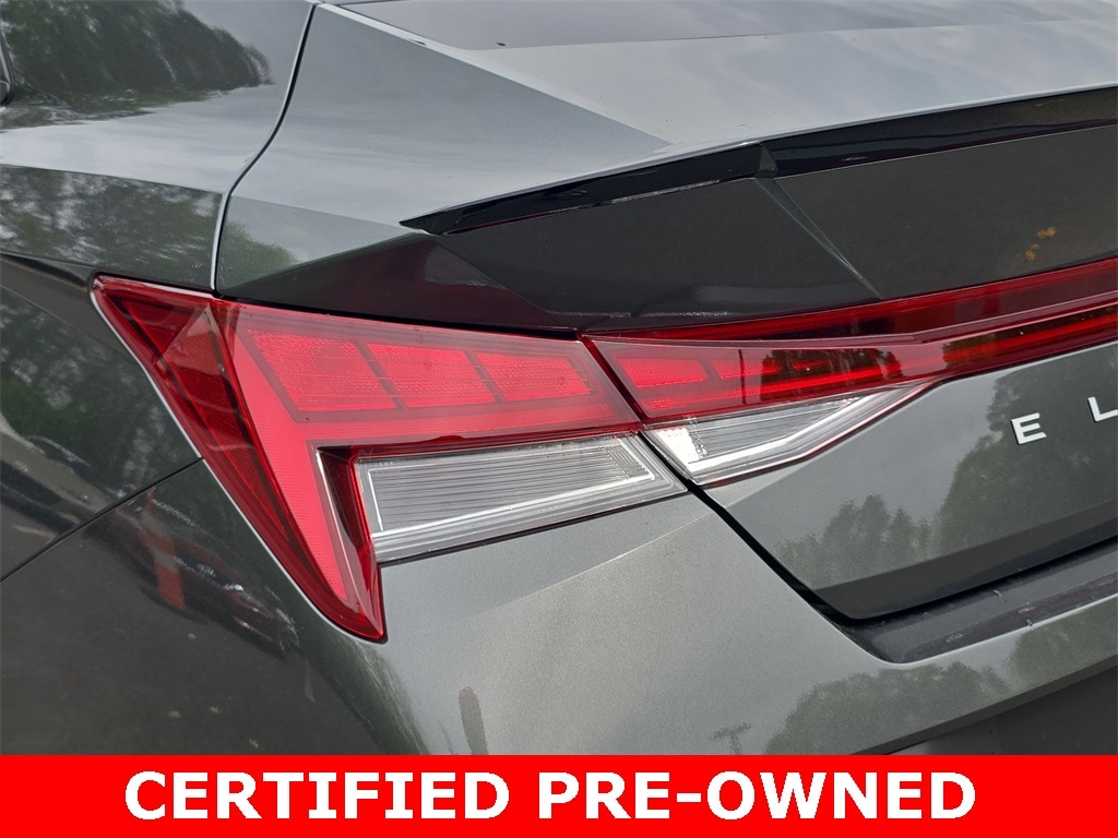 2025 Hyundai Elantra Blue - Photo 35