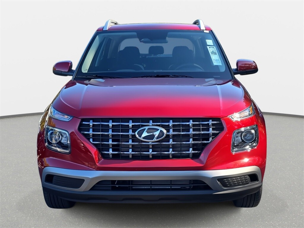 2026 Hyundai Venue SEL photo 2